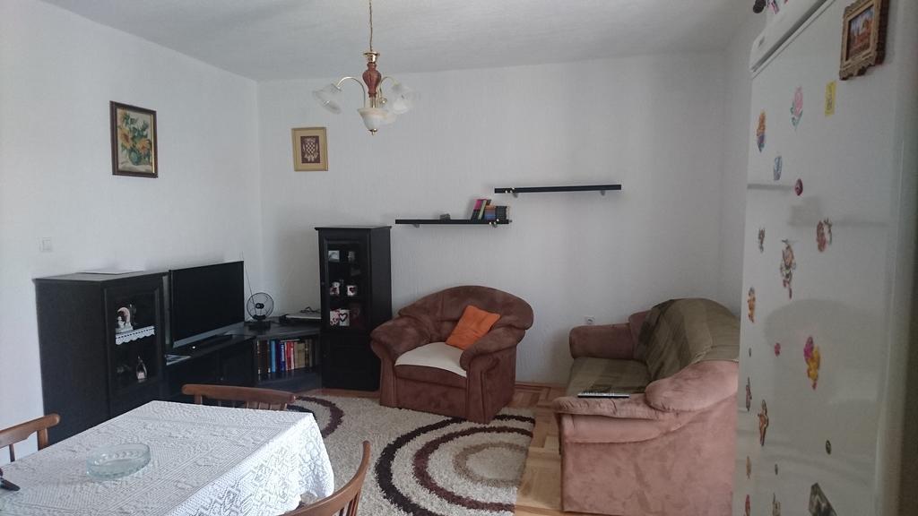 سينج Apartment Leona المظهر الخارجي الصورة